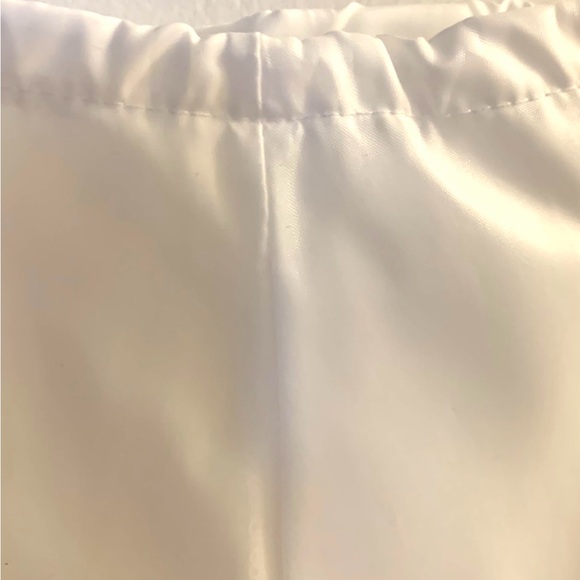 Lady Grace White 2 Layer Pouf Slip Adjustable Waist Adjustable Waist One Size - Picture 3 of 4